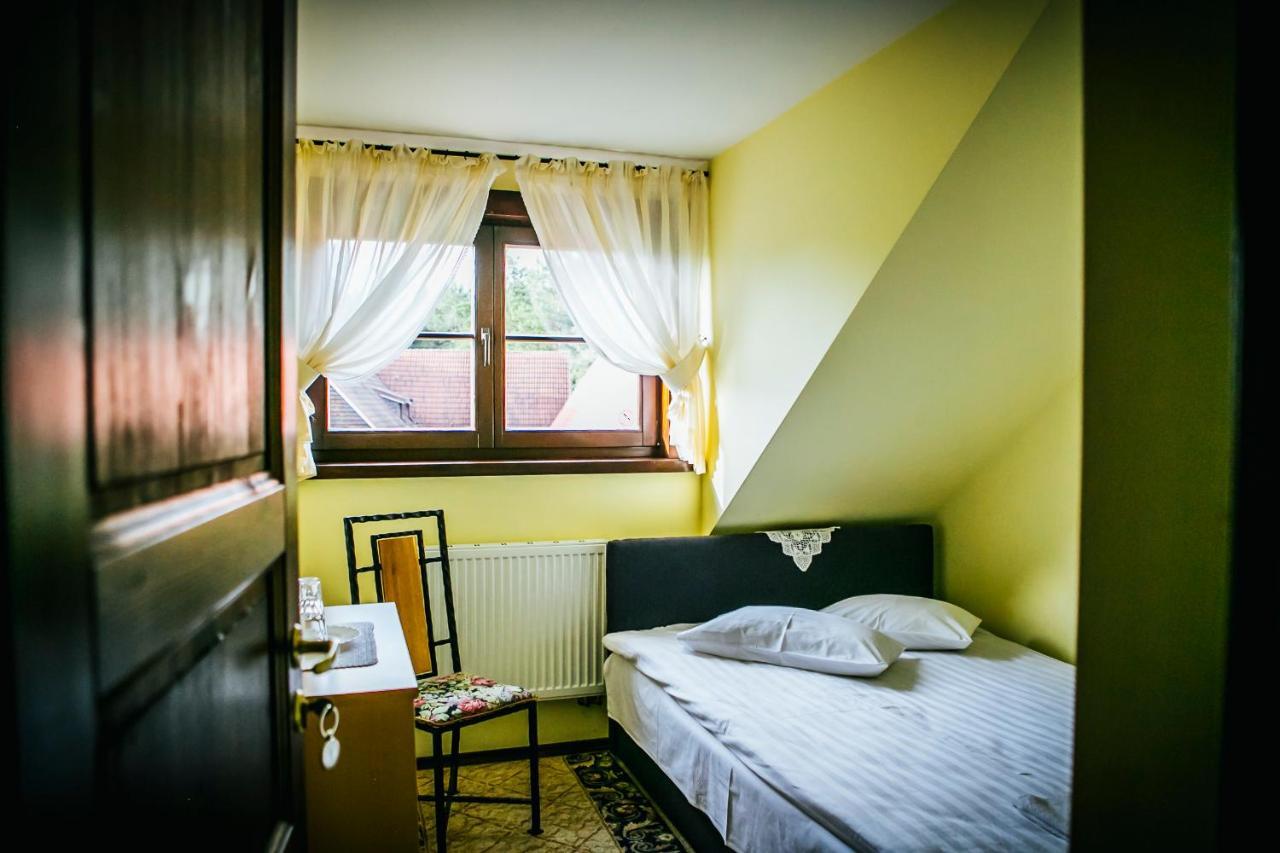 Pirciupio Karcema Hotel Pirciupiai Екстериор снимка